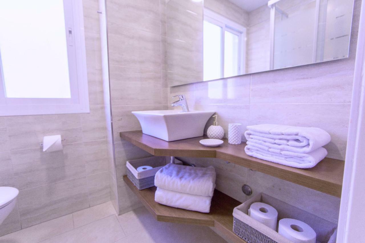 Apartamento Malaga Beach Ngoại thất bức ảnh